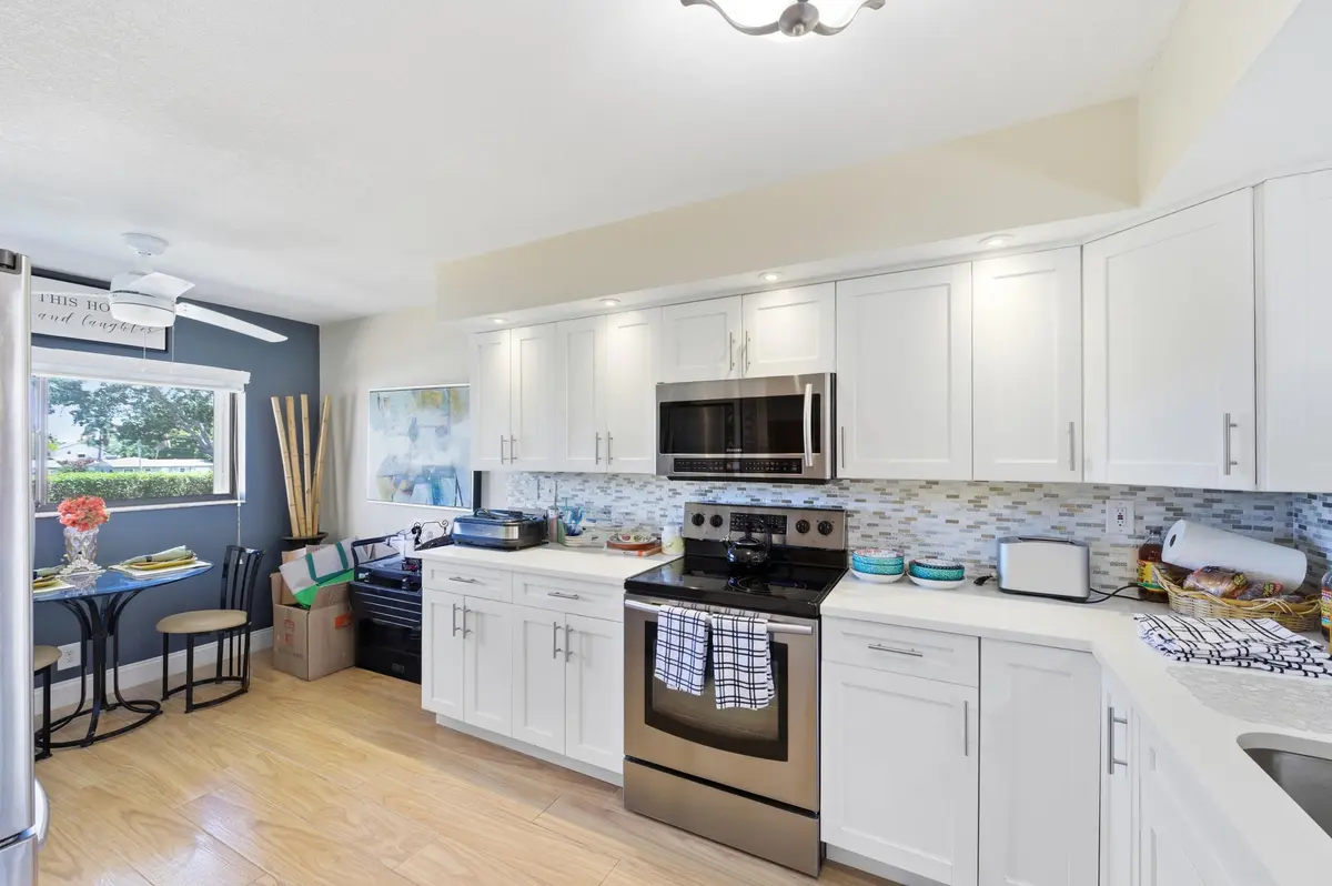 4_dsc_7146 at 15461 Pembridge Drive 207, Delray Beach
