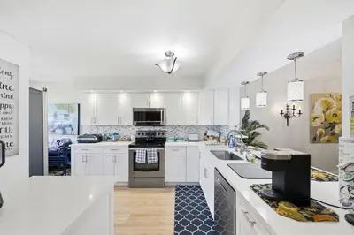 15461 Pembridge Drive 207, Delray Beach – sold