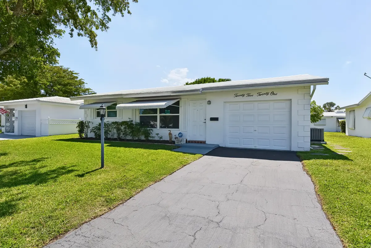cowen-31 at 2521 N Cypress Road, Pompano Beach