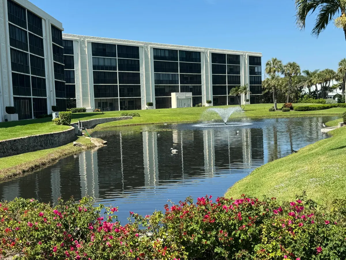 200 Intracoastal Way at 200 Intracoastal Place 404, Jupiter