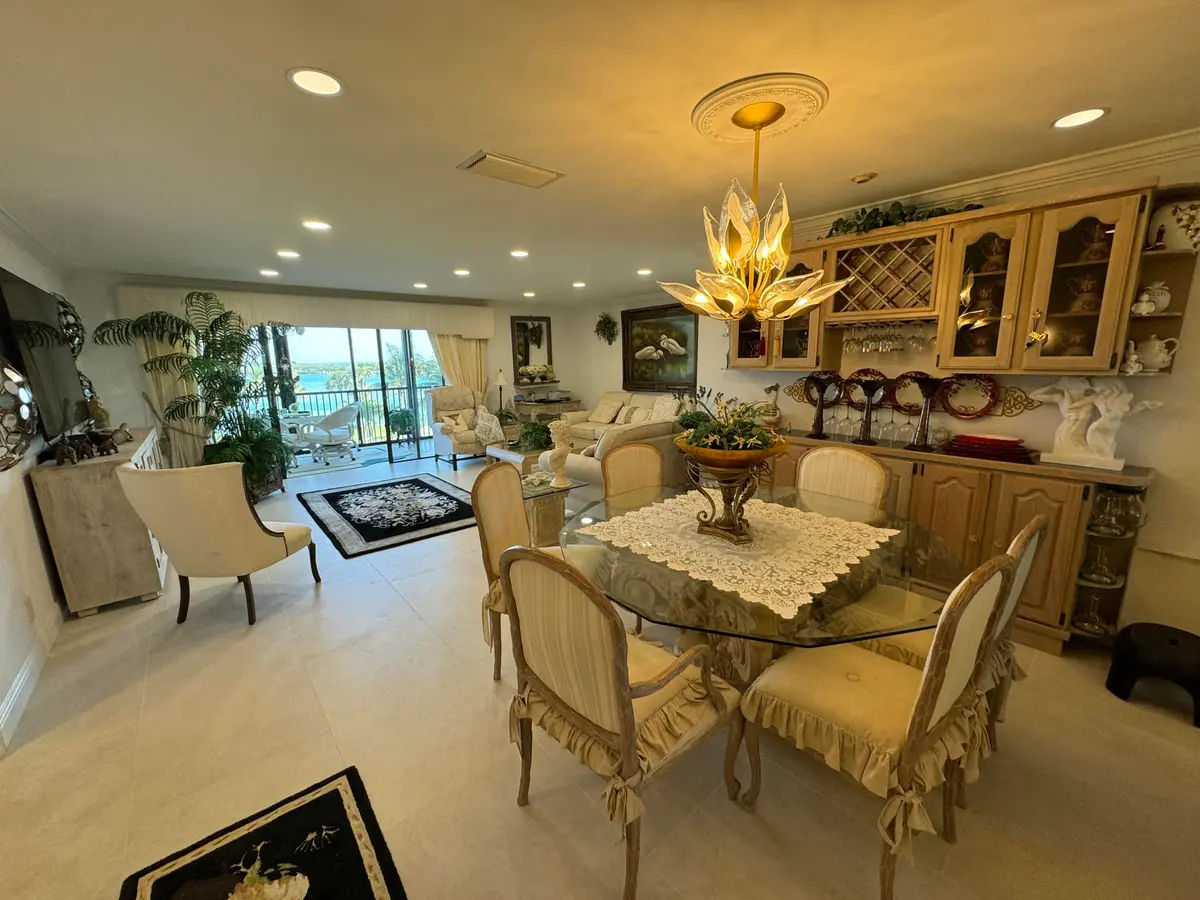 large open space dining / living at 200 Intracoastal Place 404, Jupiter