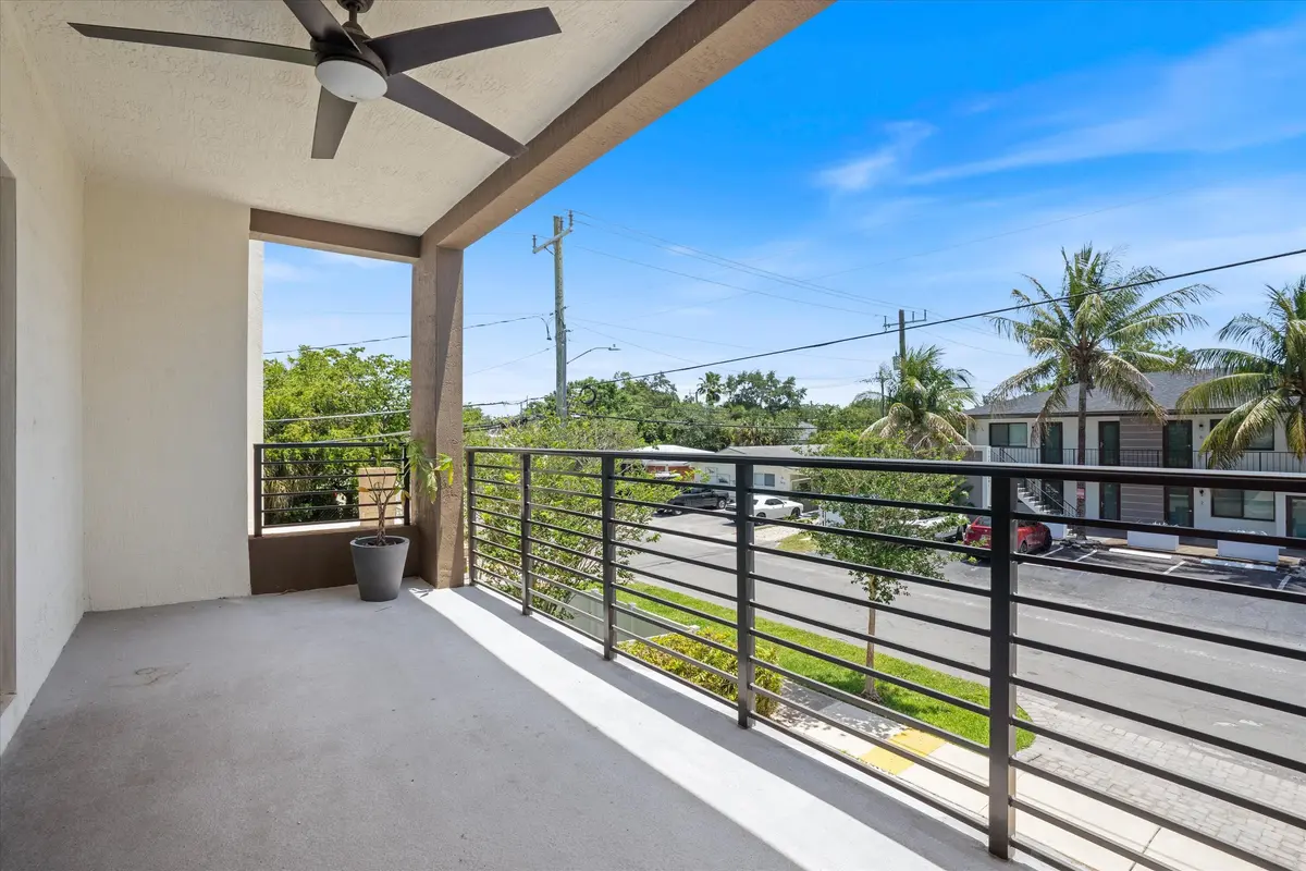 19-341 SW 16th Ct Ft. Lauderdale, FL-126 at 341 SW 16th Court, Fort Lauderdale