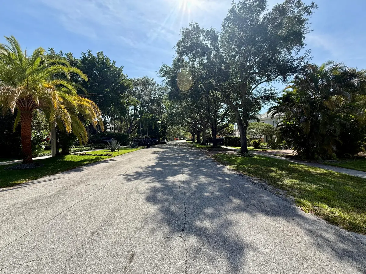 IMG_0103 at 804 SE 5th Court, Fort Lauderdale