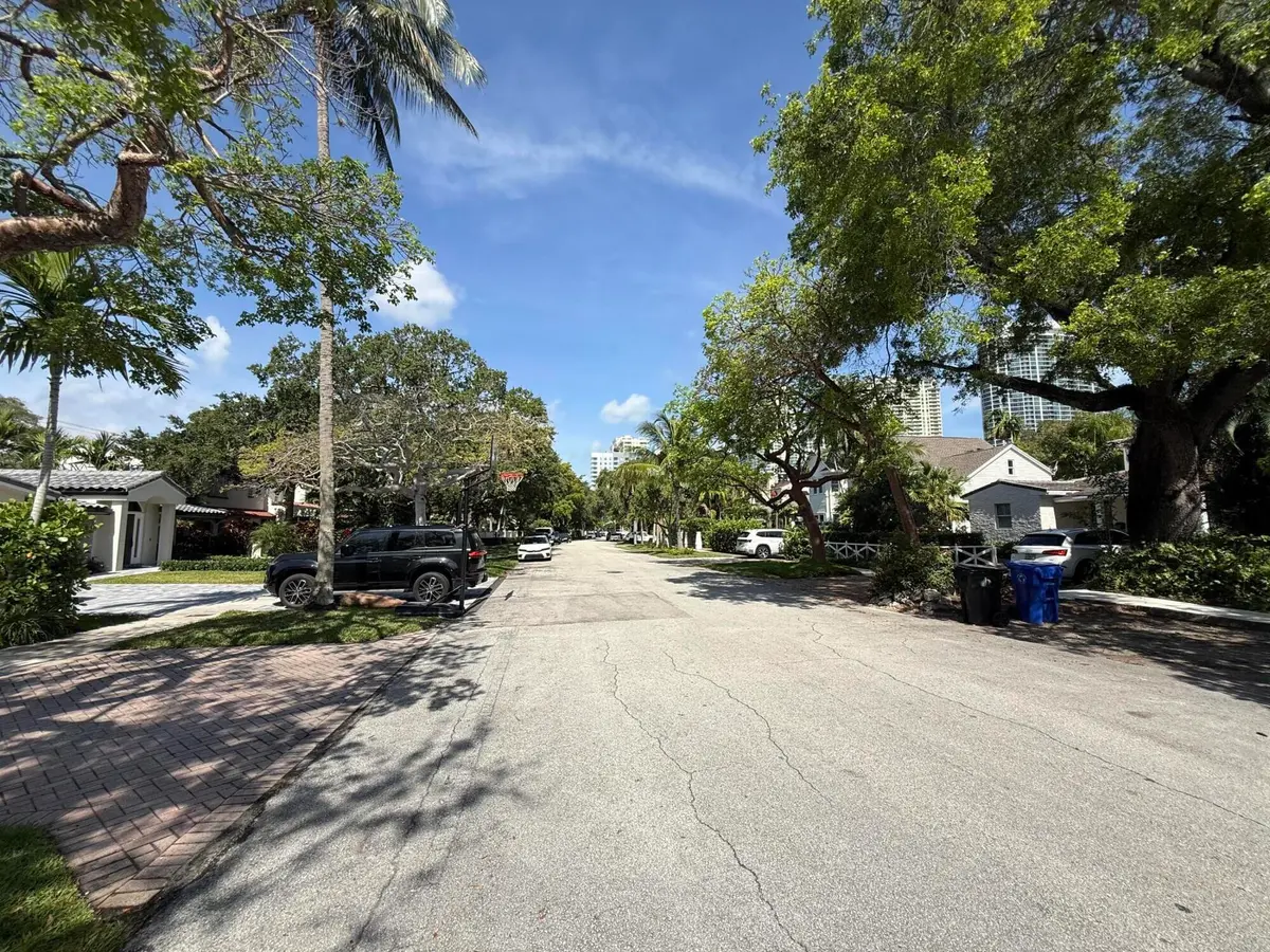 IMG_0104 at 804 SE 5th Court, Fort Lauderdale