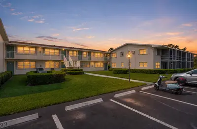 740 W Horizons W 203, Boynton Beach – Condominium for sale