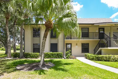 20 Plantation Drive 101, Vero Beach – Condominium for rent