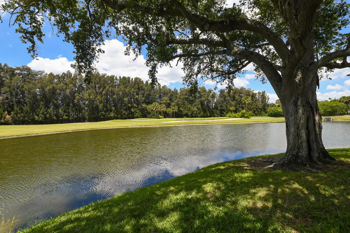 LR-8122 at 20 Plantation Drive 101, Vero Beach