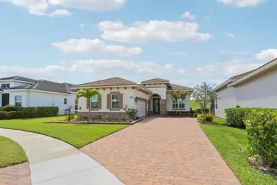 9247 SW Miracoli Way, Port St. Lucie – sold