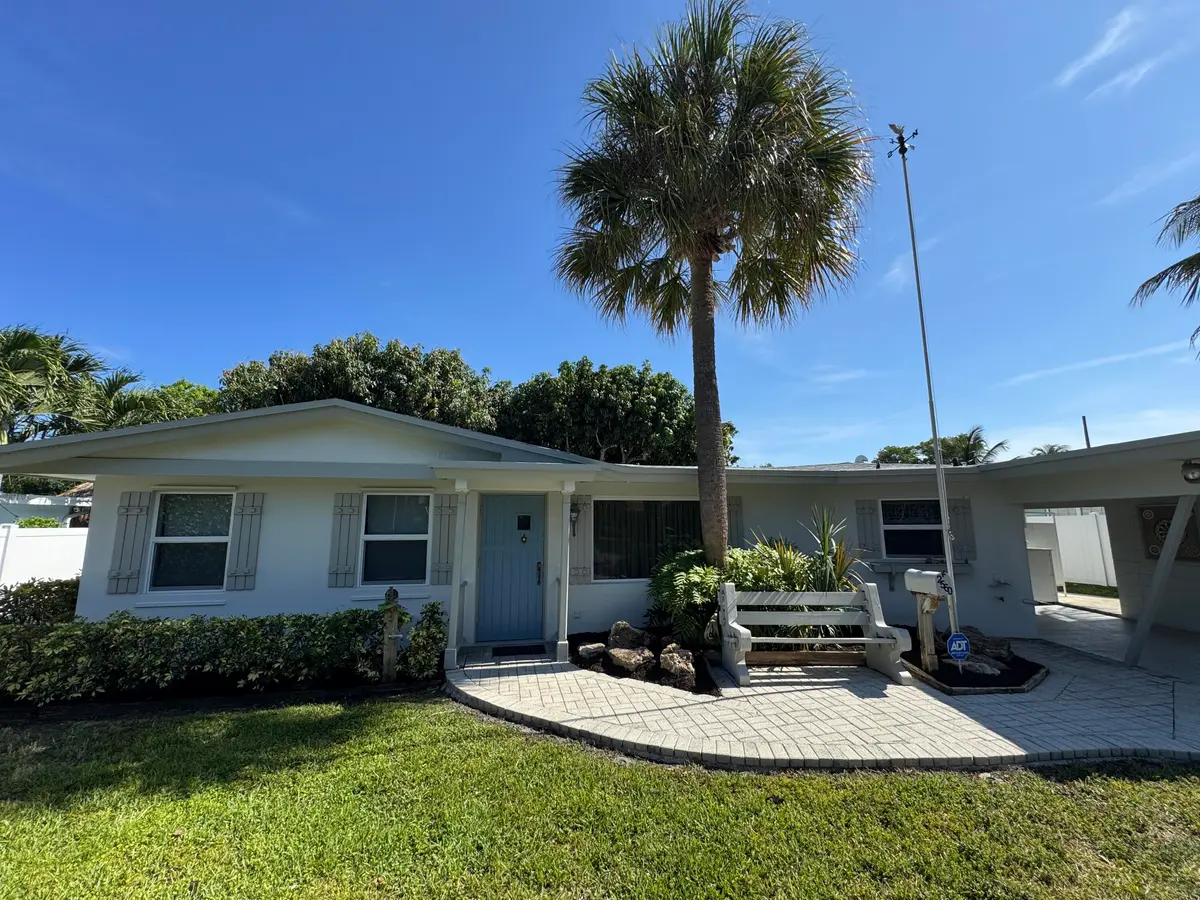 IMG_3730 at 2560 NE 20th Street, Pompano Beach
