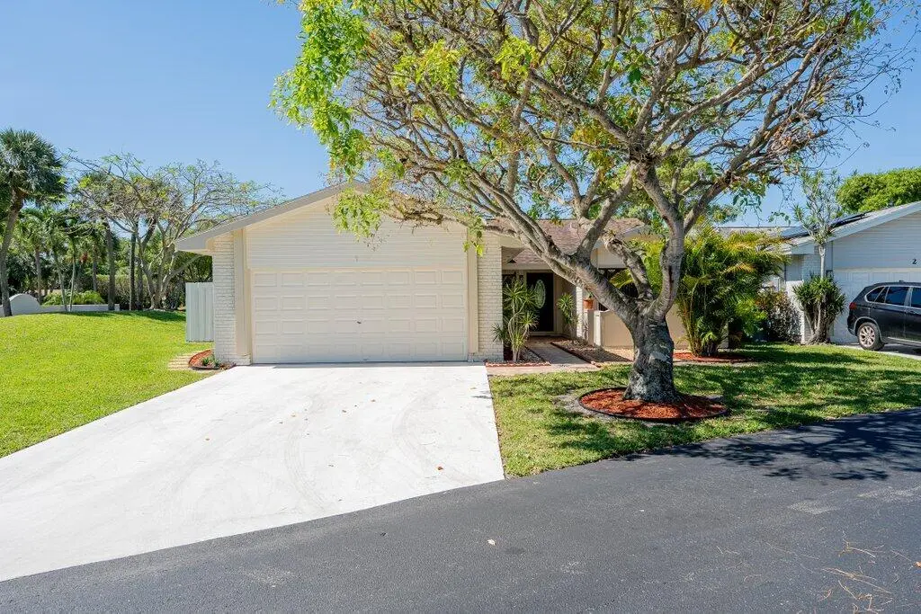 JSM008852.jpg-SMALL at 1 Afton Place, Boynton Beach