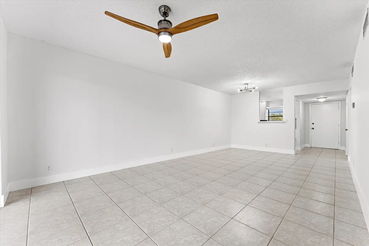 Dining Living 11-200 Jacaranda Country C at 200 Jacaranda Country Club Drive 3c, Plantation