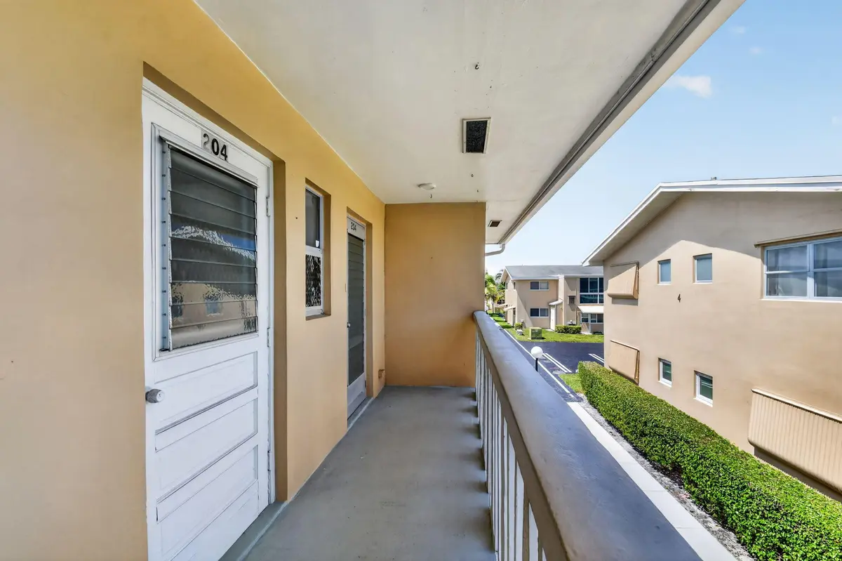 Outside 5 at 2111 NE 1st Court 204, Boynton Beach