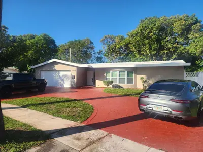 2360 NW 37th Terrace, Lauderdale Lakes – sold