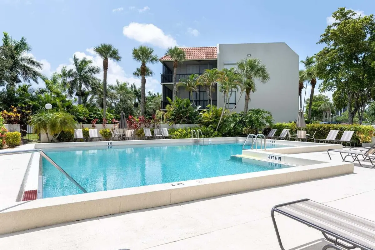 20220619145518392232000000-o at 3050 Presidential Way 305, West Palm Beach