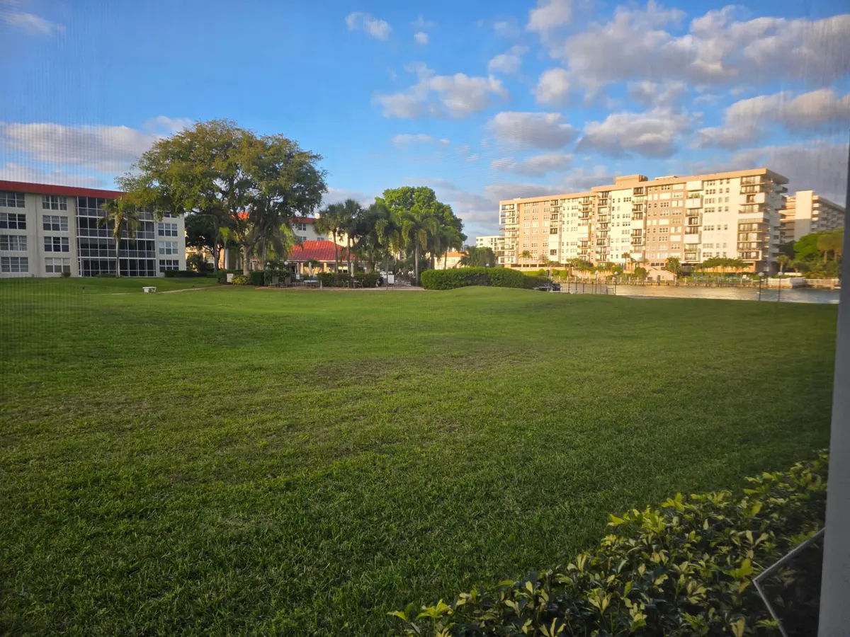 3100 NE 48th Court 113, Lighthouse Point, FL – photo 6