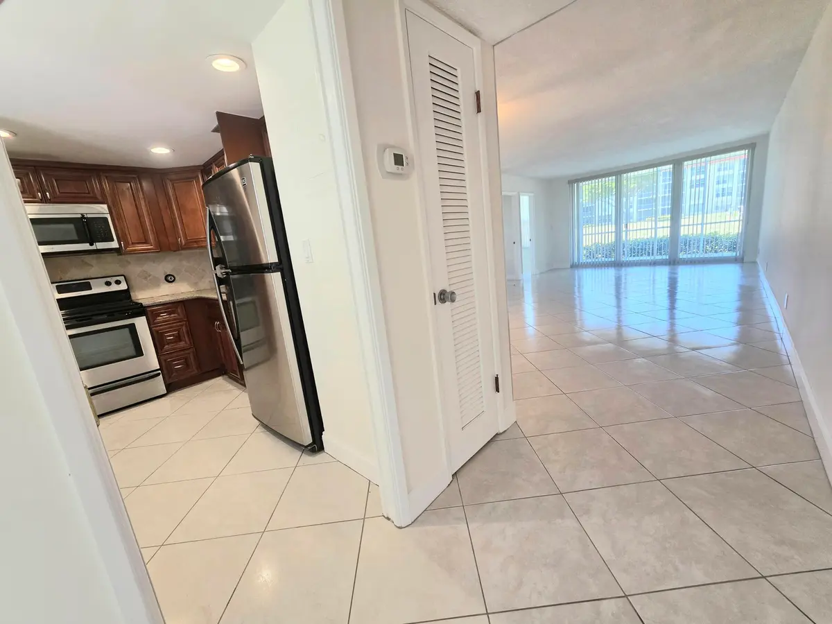 3100 NE 48th Court 113, Lighthouse Point, FL – photo 8