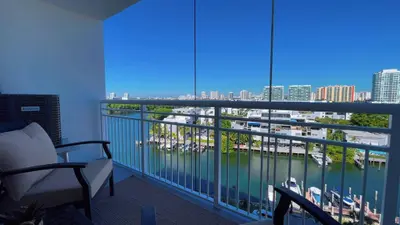 400 Kings Point Drive 1027, Sunny Isles Beach – Condominium for rent