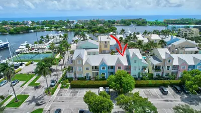 2860 Marina Circle, Lighthouse Point – Single Family Residence for sale