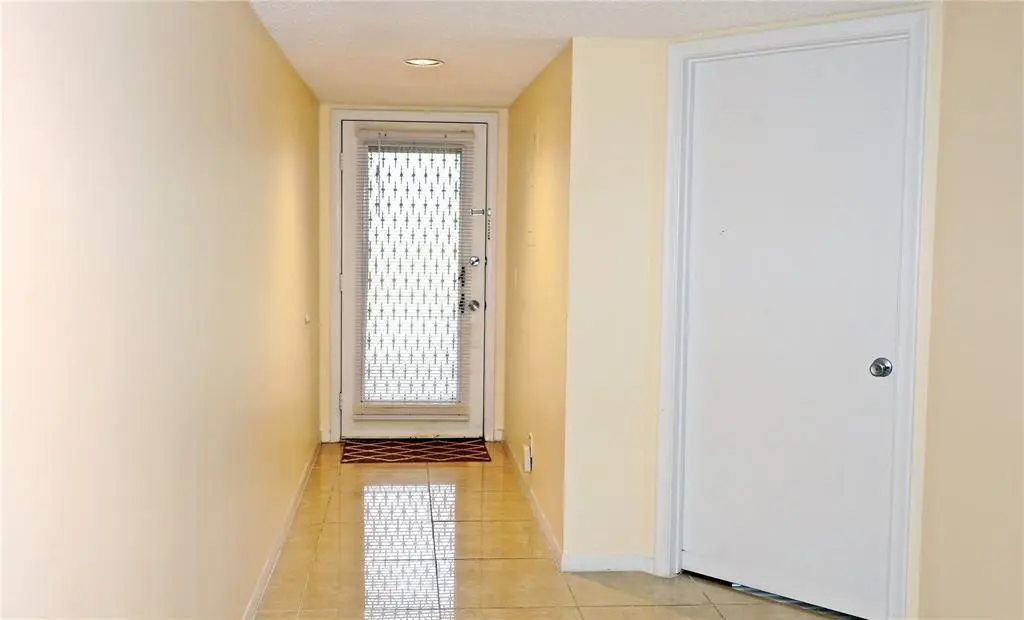 Foyer at 1110 SW 125th Avenue 314m, Pembroke Pines