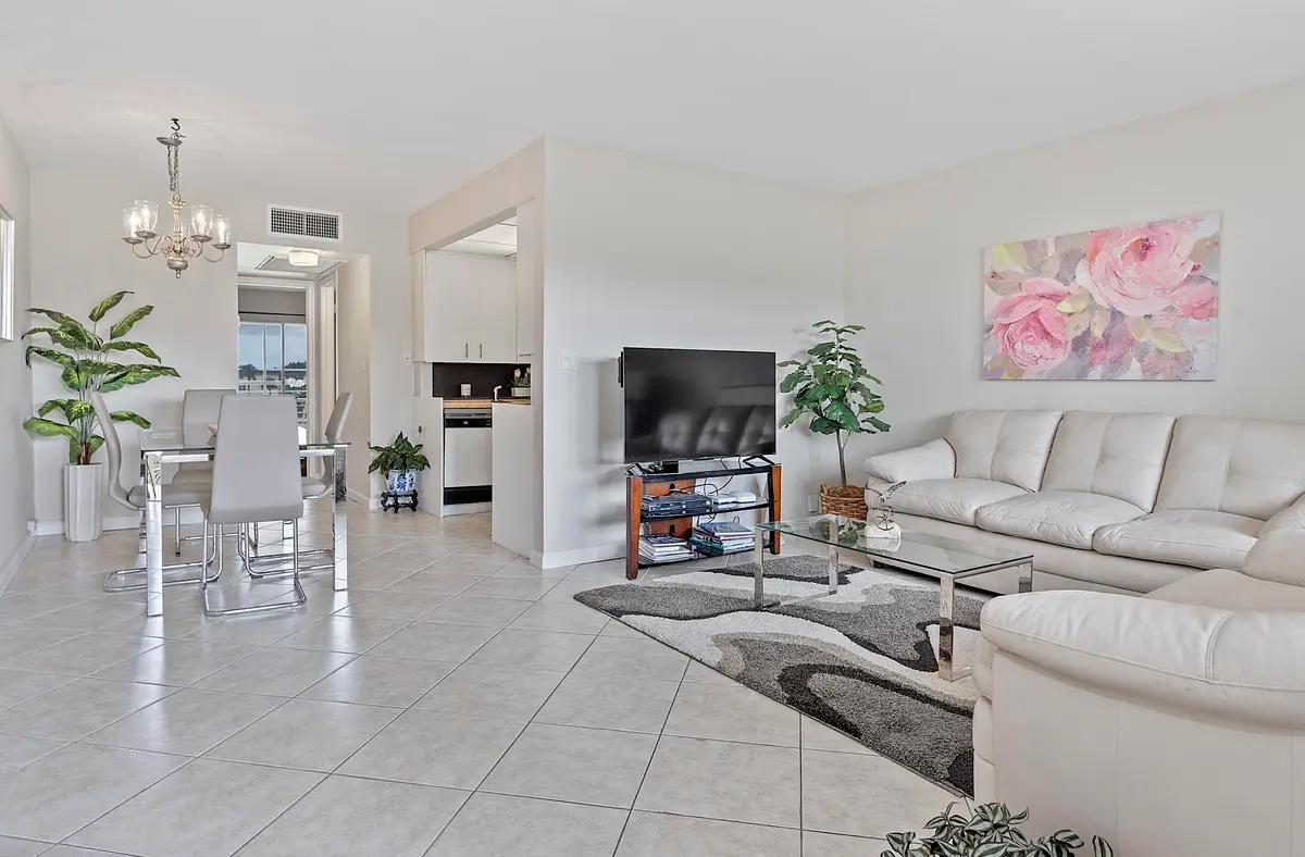 D4 - - 076 at 2905 Victoria Place G4, Coconut Creek