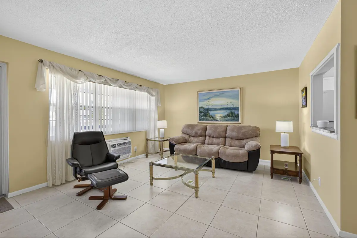25-web-or-mls-Photo01871 at 414 Windsor R, West Palm Beach