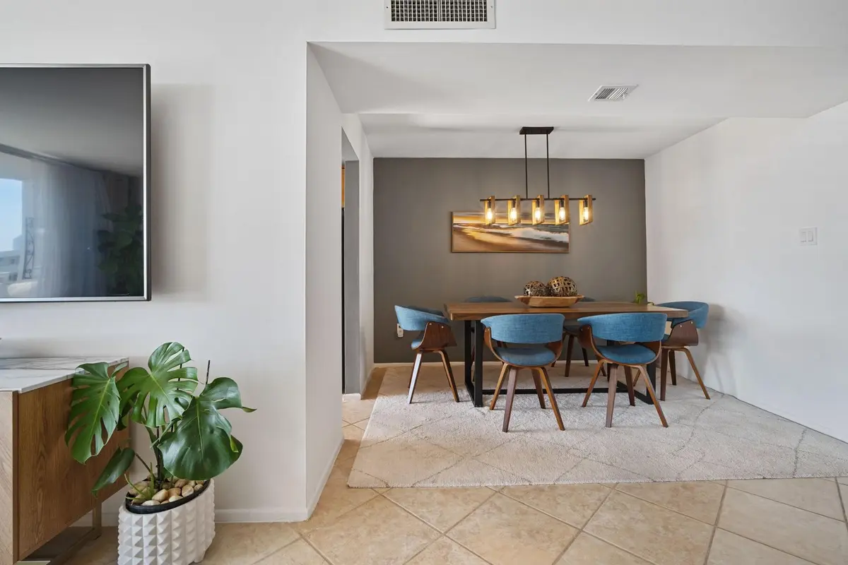 Photo 4 at 18021 Biscayne Boulevard 504, Aventura