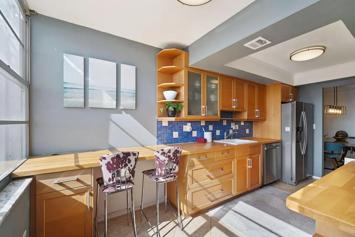 Photo 8 at 18021 Biscayne Boulevard 504, Aventura