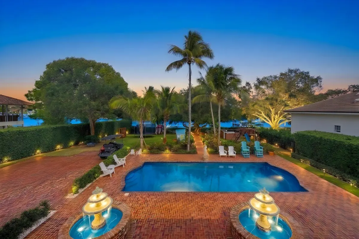 19153 SE Jupiter River Drive at 19153 SE Jupiter River Drive, Jupiter