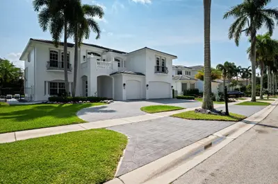 16014 Laurel Creek Drive, Delray Beach – Single Family Residence for sale