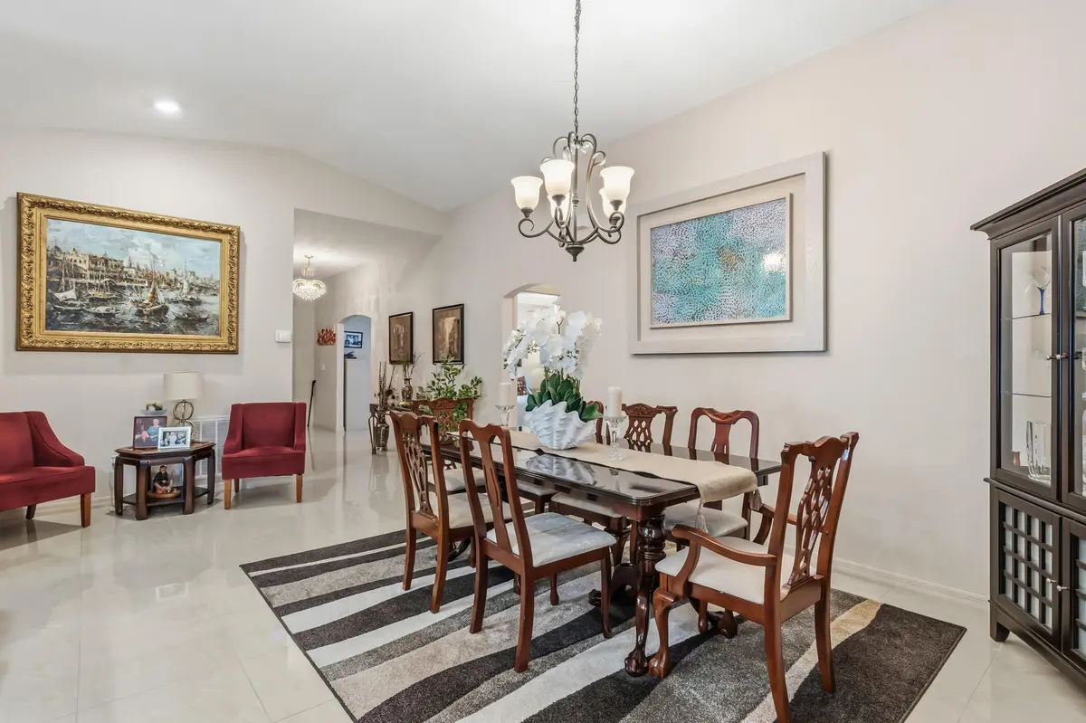 1013 13th Square-531 at 1013 E 13th Square, Vero Beach