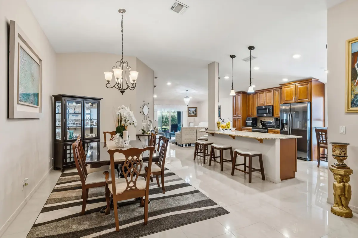 1013 13th Square-545 at 1013 E 13th Square, Vero Beach