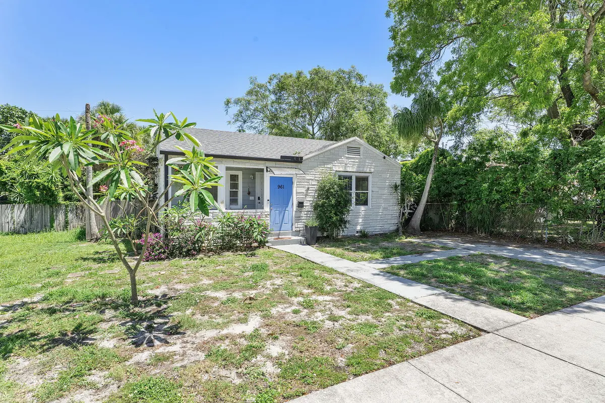 Front at 961 32nd Street, West Palm Beach
