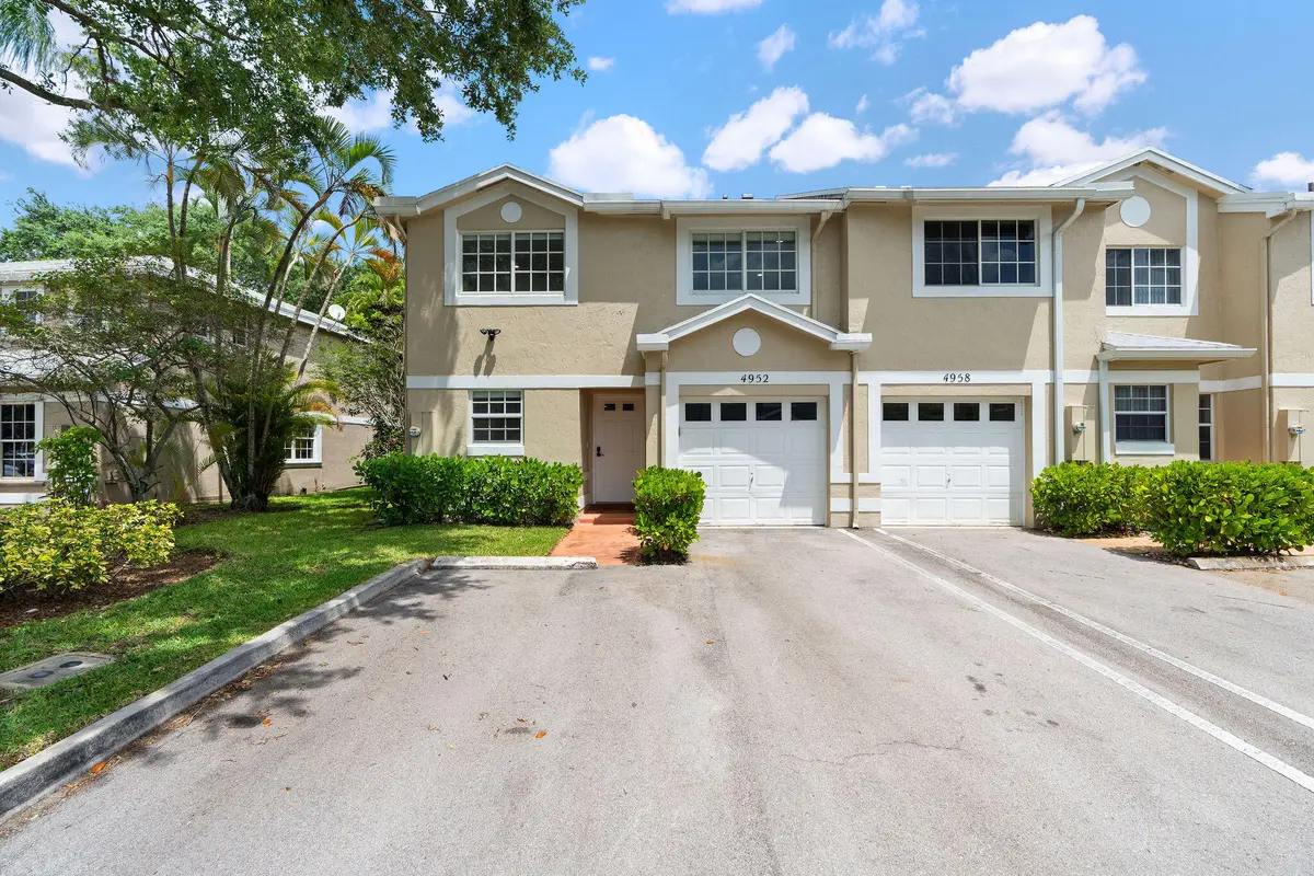 DSC07094 at 4952 SW 122nd Terrace, Cooper City