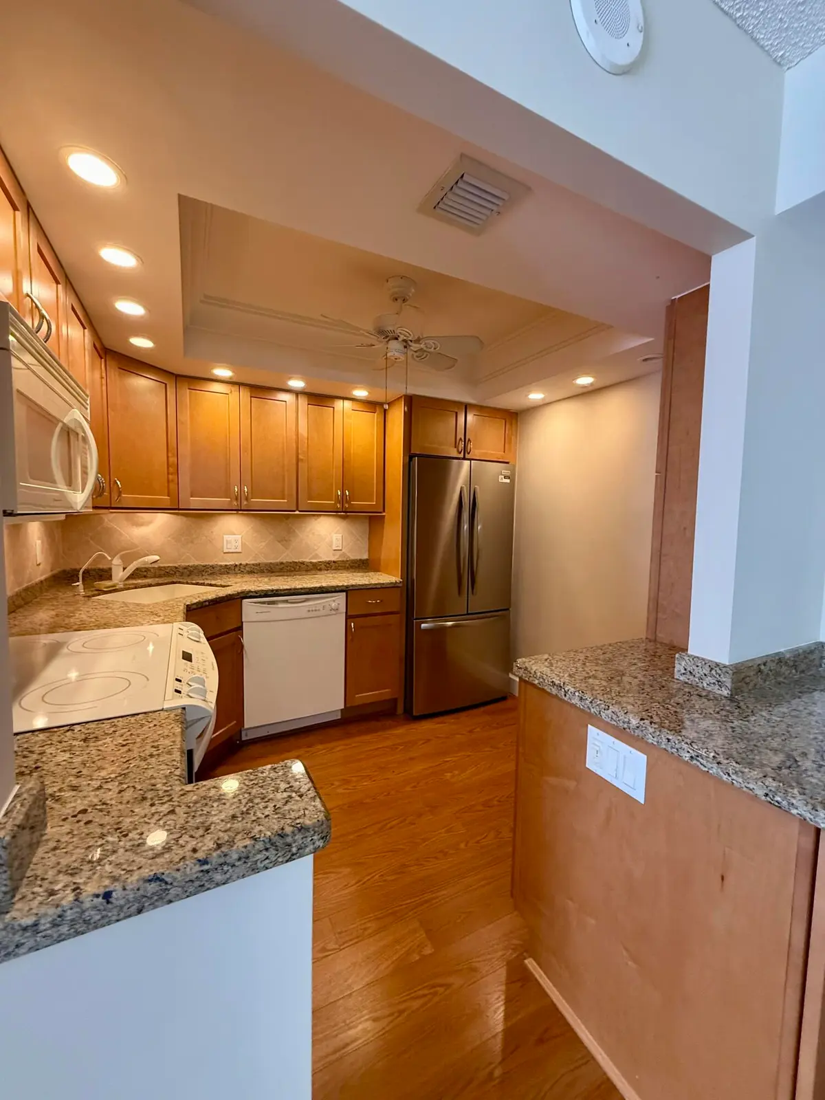 IMG_2809 at 101 Briny Avenue 906, Pompano Beach