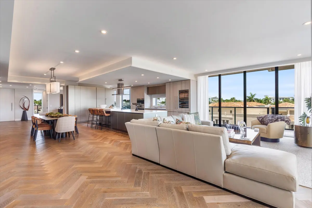 Great Room at 124 Hendricks Isle Ph401, Fort Lauderdale