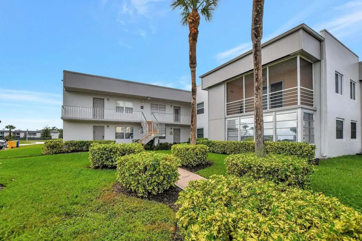 20231116011009273599000000-o at 187 Normandy D, Delray Beach