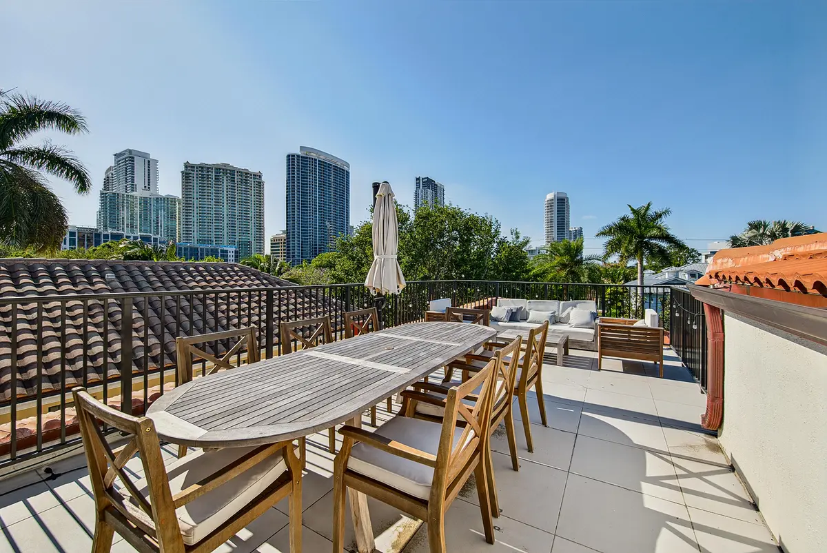 whitaker-71 at 804 N Rio Vista Boulevard, Fort Lauderdale