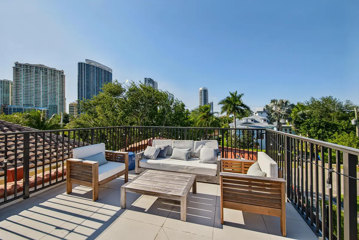 whitaker-72 at 804 N Rio Vista Boulevard, Fort Lauderdale
