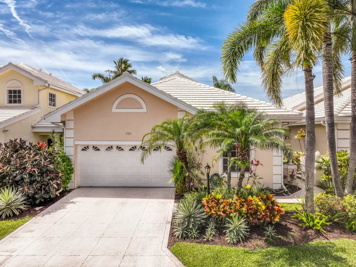 DJI_0934 at 264 Canterbury Drive W, Palm Beach Gardens