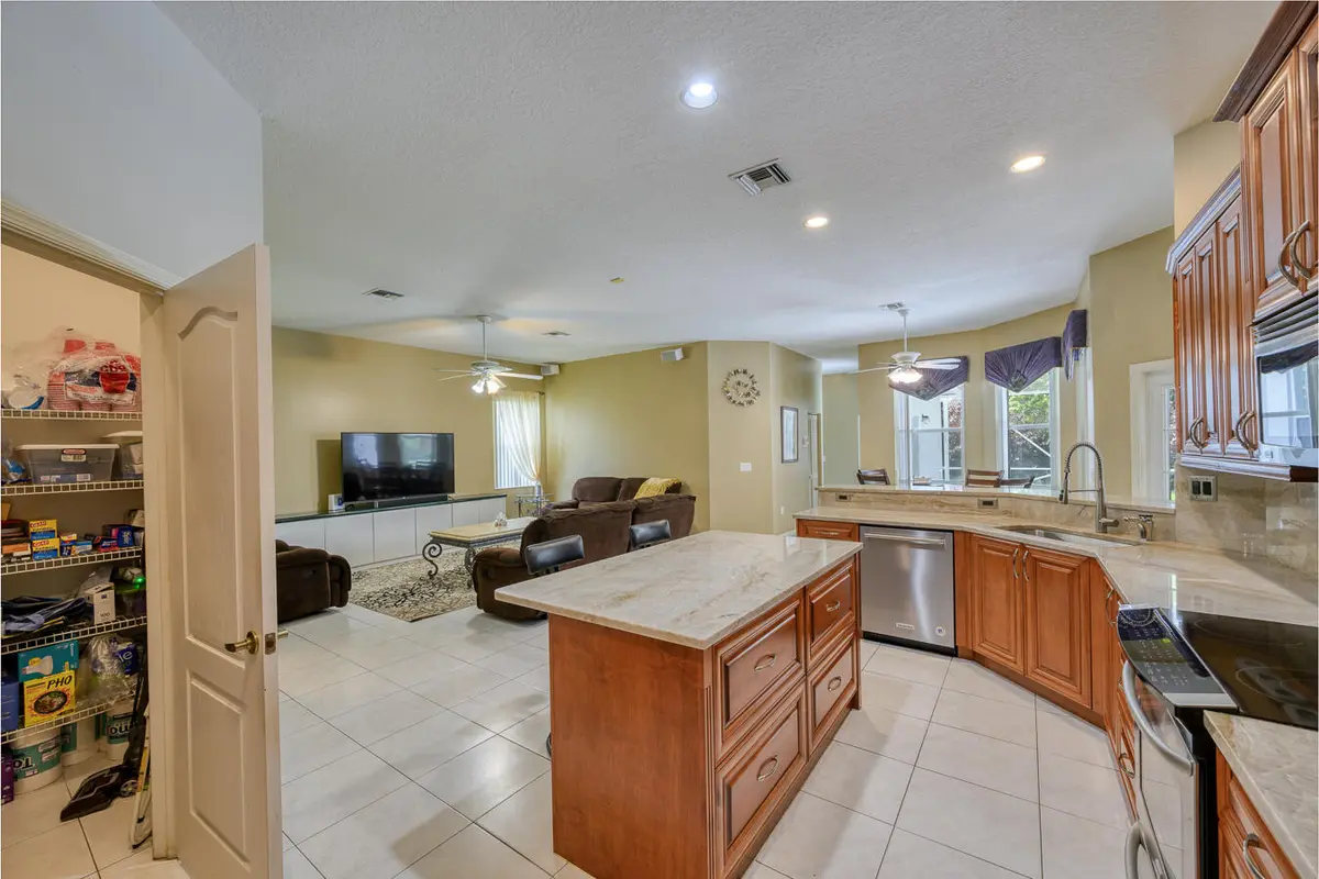 w33 at 10370 NW 14th Place, Coral Springs