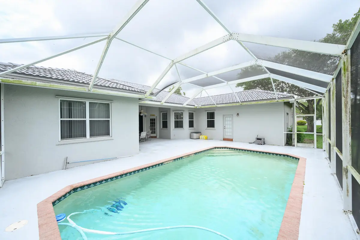 w4 at 10370 NW 14th Place, Coral Springs