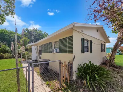 314 Dickson Drive, Fort Pierce – Duplex for sale