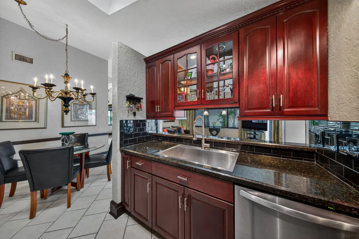 head-33 at 3068 S Oakland Forest Drive 806, Oakland Park