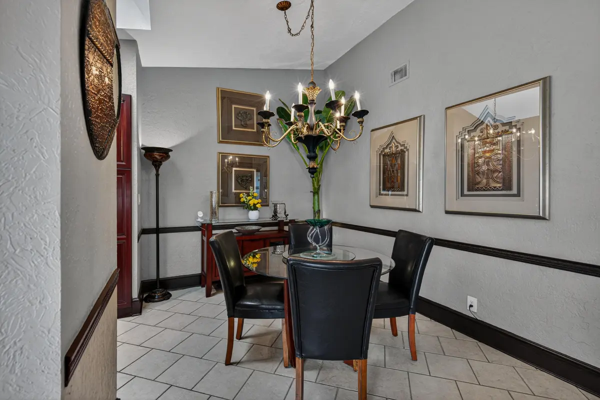 head-23 at 3068 S Oakland Forest Drive 806, Oakland Park