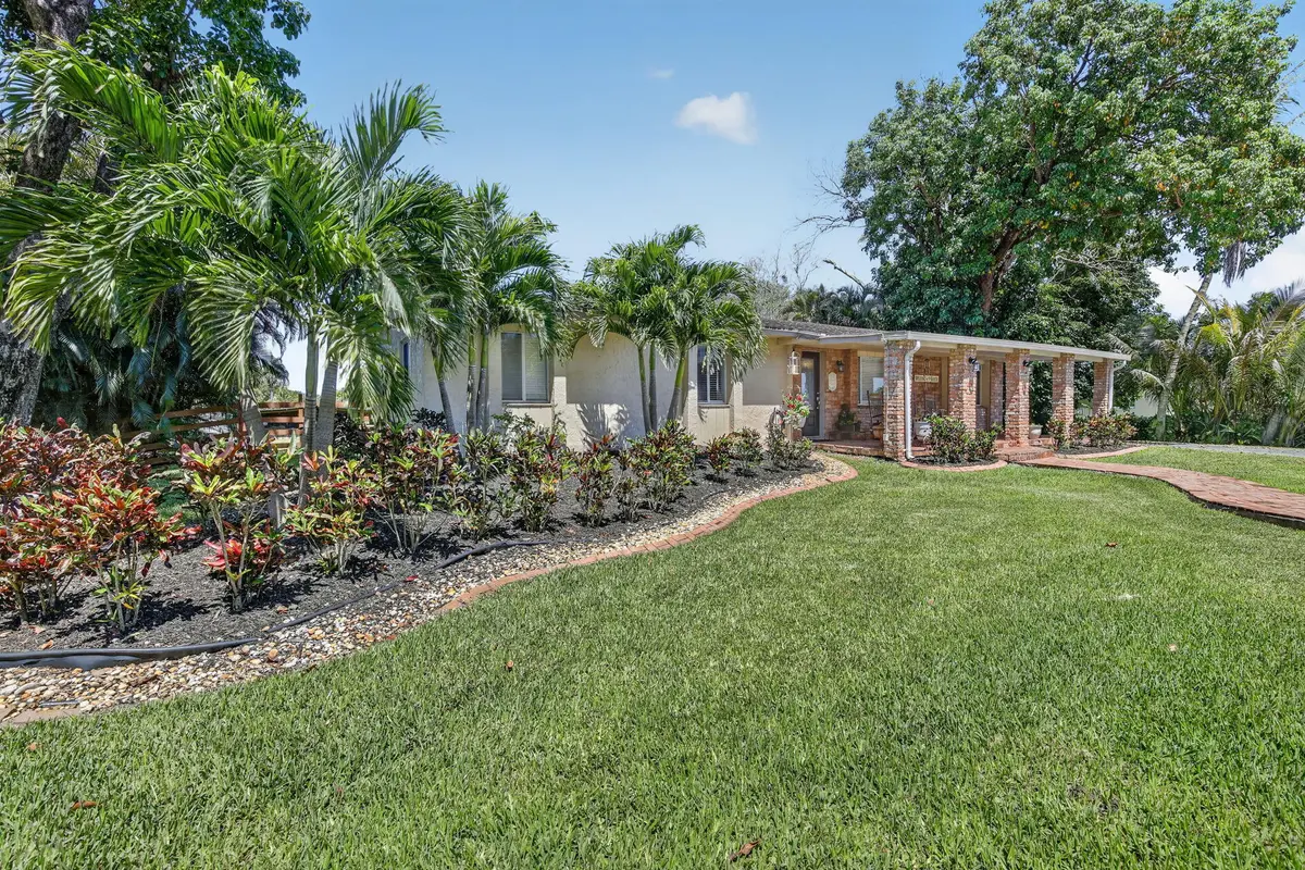 Front Yard at 5491 SW 188th Avenue, Southwest Ranches