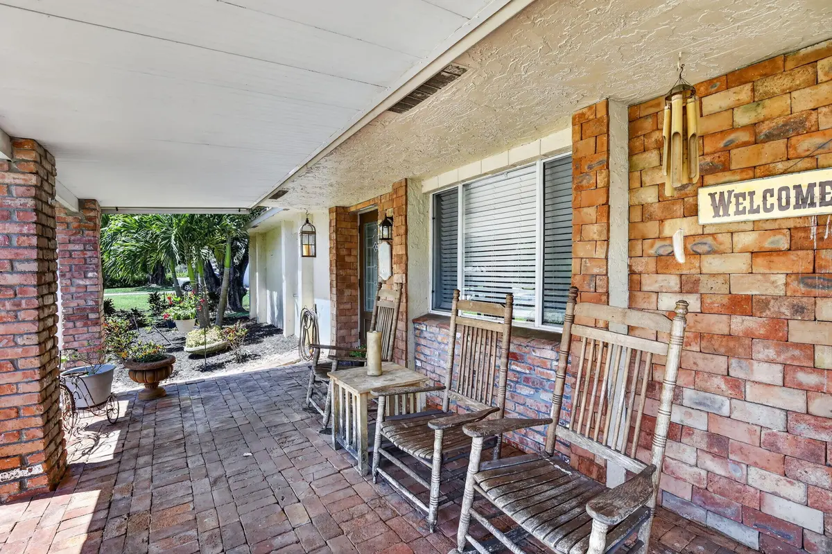 Front Porch at 5491 SW 188th Avenue, Southwest Ranches