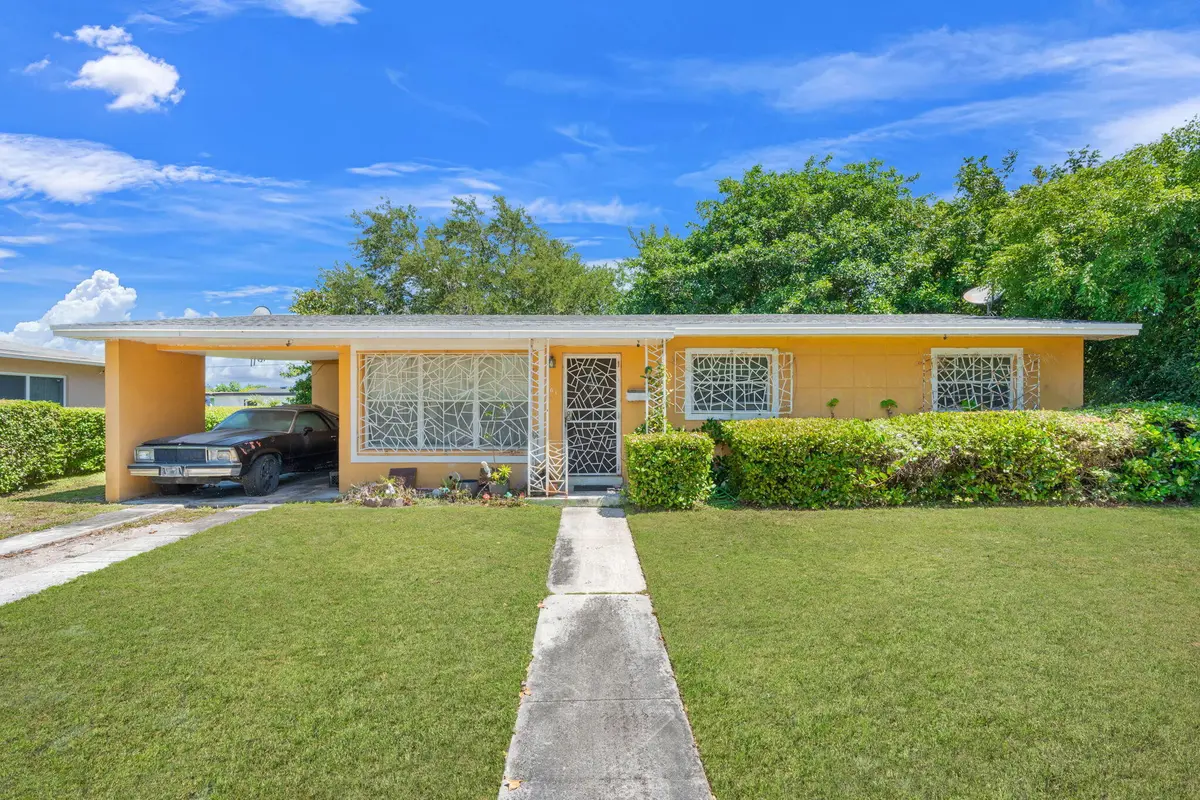 1-web-or-mls-1261 NW 172nd St, Miami, FL at 1261 NW 172nd Street, Miami Gardens