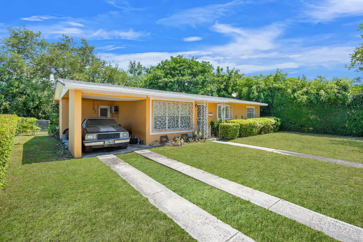 4-web-or-mls-1261 NW 172nd St, Miami, FL at 1261 NW 172nd Street, Miami Gardens