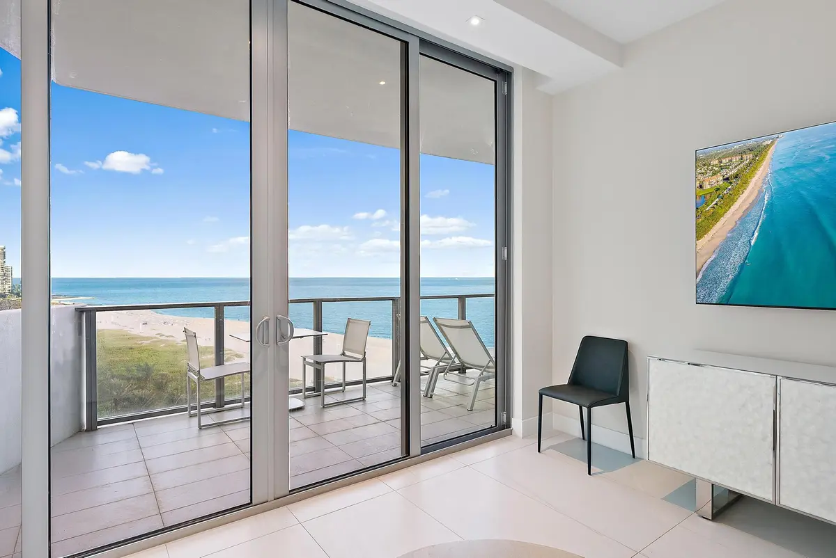 3100 N Ocean Drive, H1002-19 at 3100 N Ocean Drive 1002, Riviera Beach