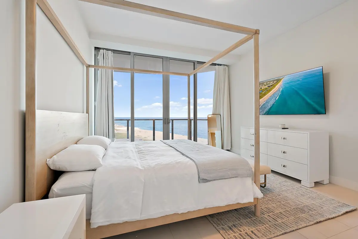 3100 N Ocean Drive, H1002-6 2 at 3100 N Ocean Drive 1002, Riviera Beach
